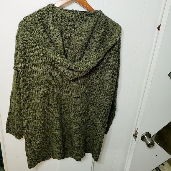 Green Open Front Duster w/Hood - Picture 2 of 2